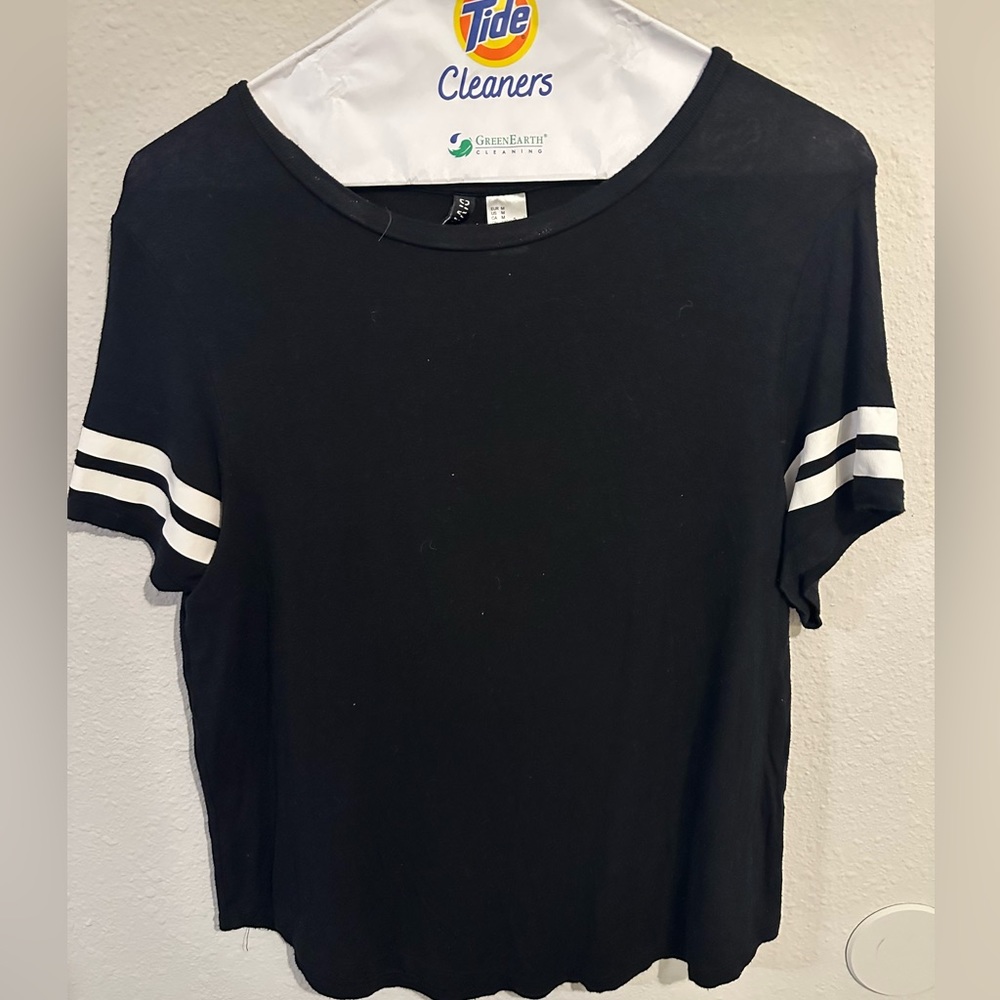 H&M Black T-shirt